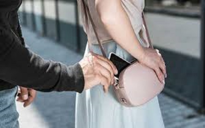 ফোন চুরি ঠেকাবে গুগলের এই ‘গোপন’ ফিচার